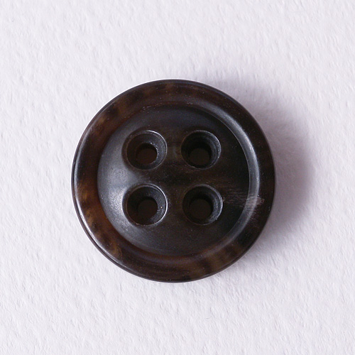 水牛調ボタンcol.09 (15/30mm)