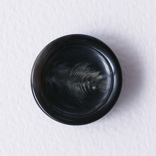 水牛調ボタンcol.09 (15/18/21/23/30mm)