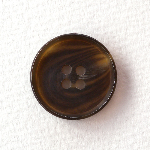 水牛調ボタンcol.47 (18/21mm)