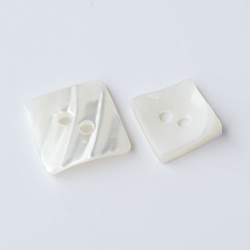 貝ボタン(白色)　(13/16mm(対角線サイズ))