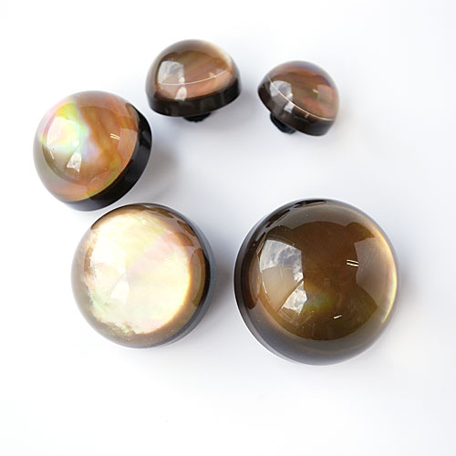 貝ボタンcol.45(茶色)　(13/15/18mm)