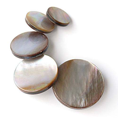 貝ボタンcol.47(茶色)　(13/15/23mm)