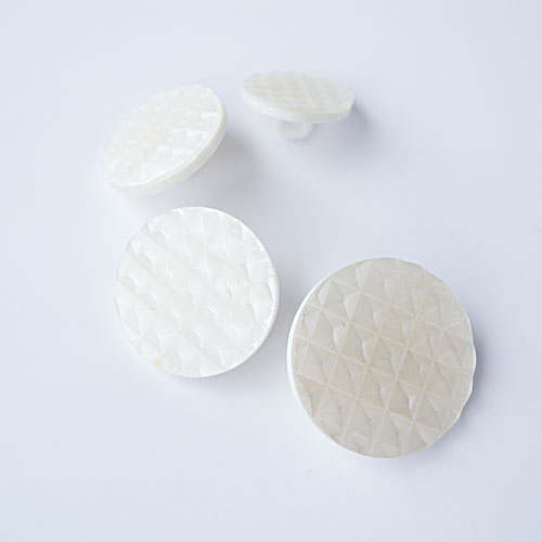 貝ボタンcol.01(白色)　(15/18/23mm)
