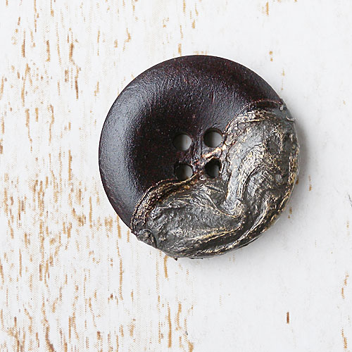 木ボタンcol.45(茶色)×ブロンズゴールド　(13/15/18mm)