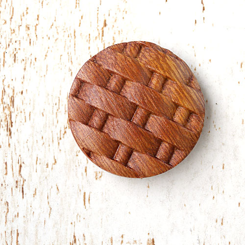 木ボタンcol.42(茶色)　(15mm)