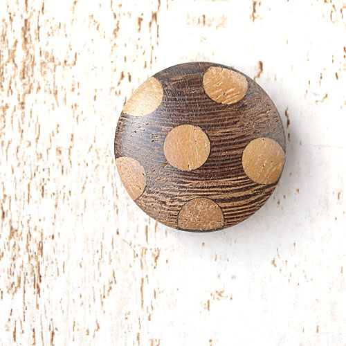 木ボタンcol.47(焦茶x水玉:ベージュ)　(18/20/23mm)