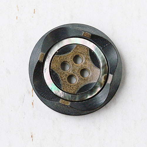 本水牛ボタン(焦茶)　(15/18/21/24mm)